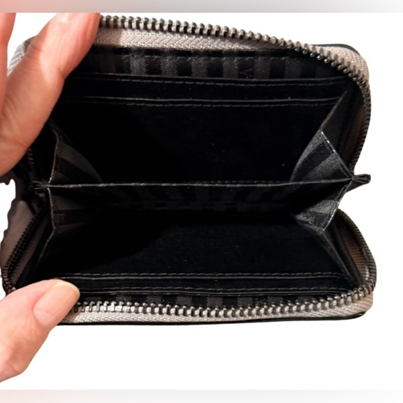 The Victoria Small Wallet - Picture 4 of 9